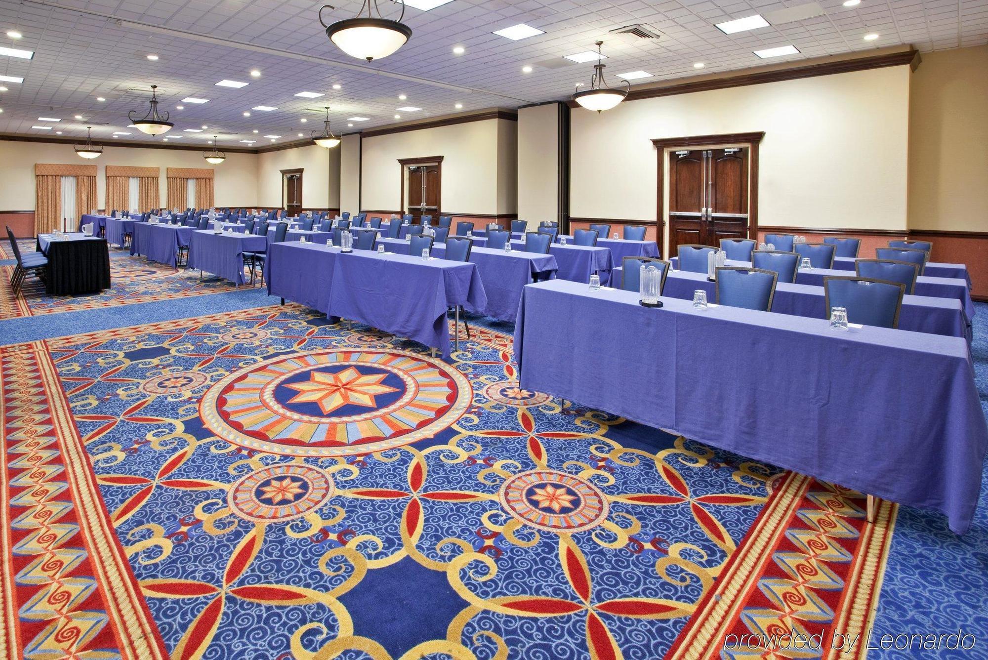 Holiday Inn Columbus North I-270 Worthington Servizi foto