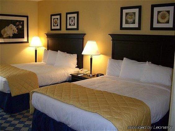 Holiday Inn Columbus North I-270 Worthington Esterno foto