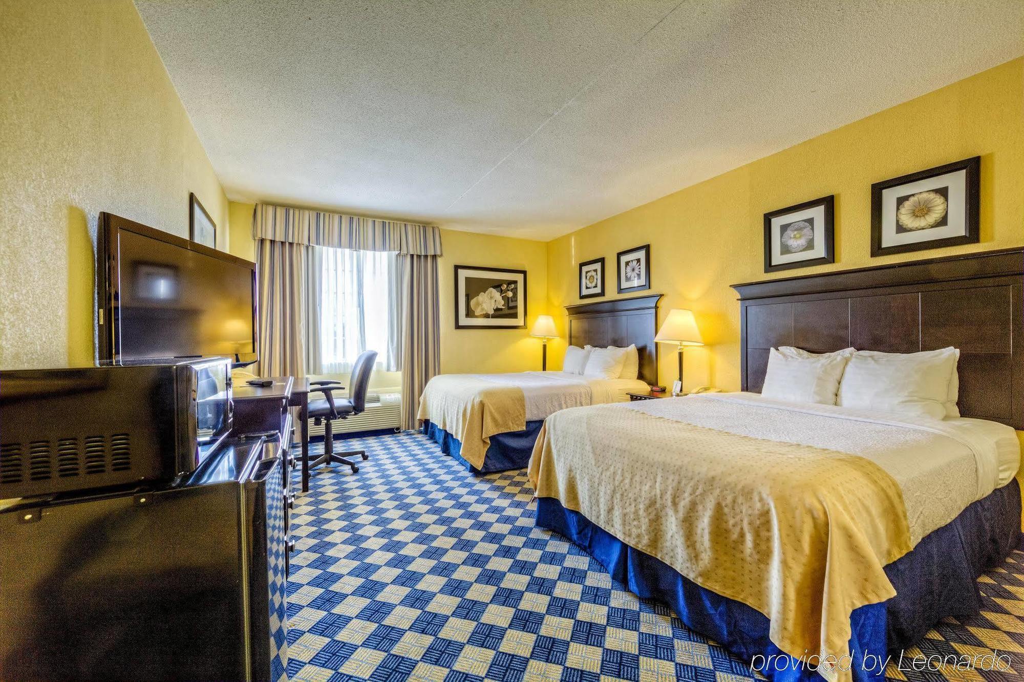 Holiday Inn Columbus North I-270 Worthington Esterno foto