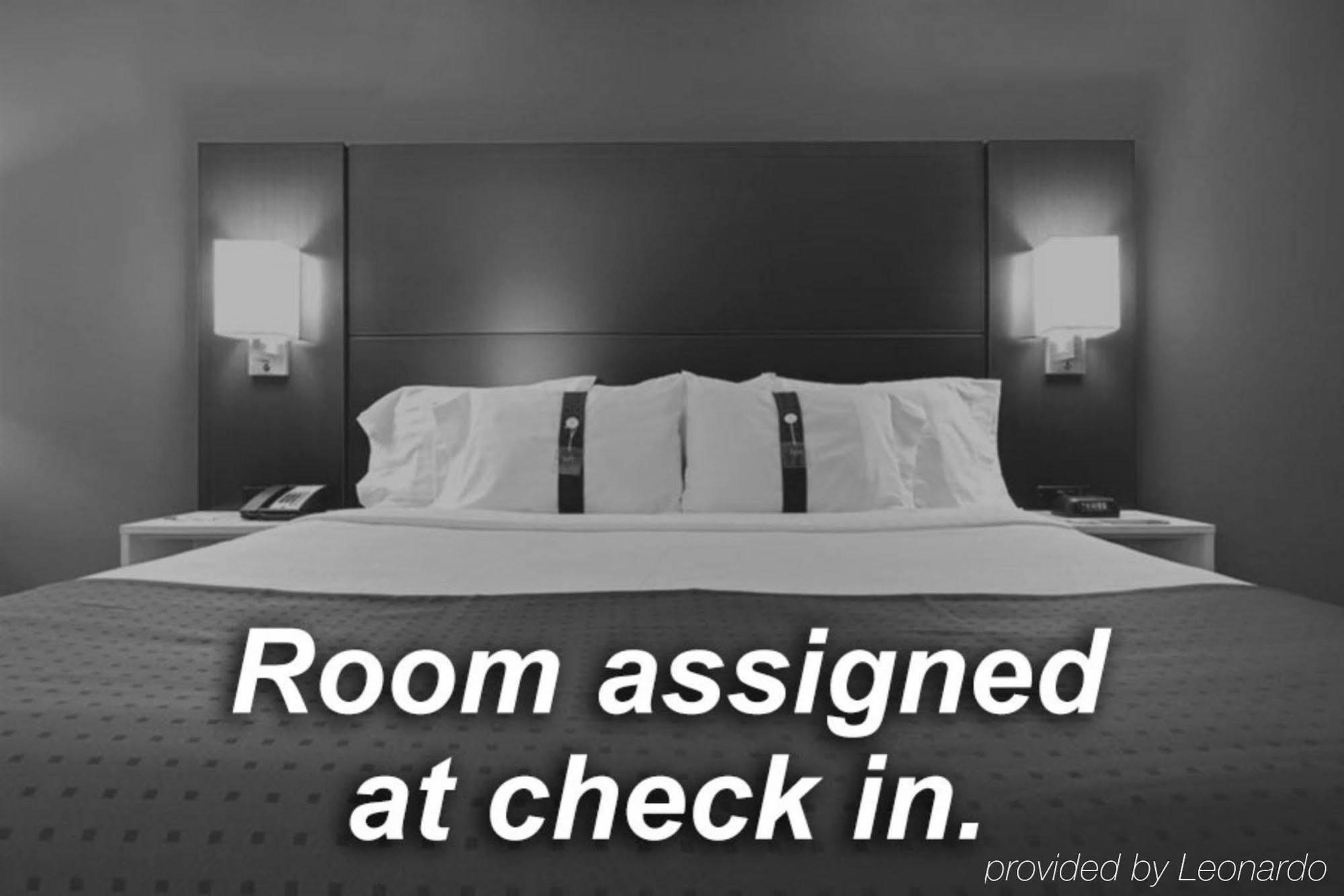 Holiday Inn Columbus North I-270 Worthington Esterno foto