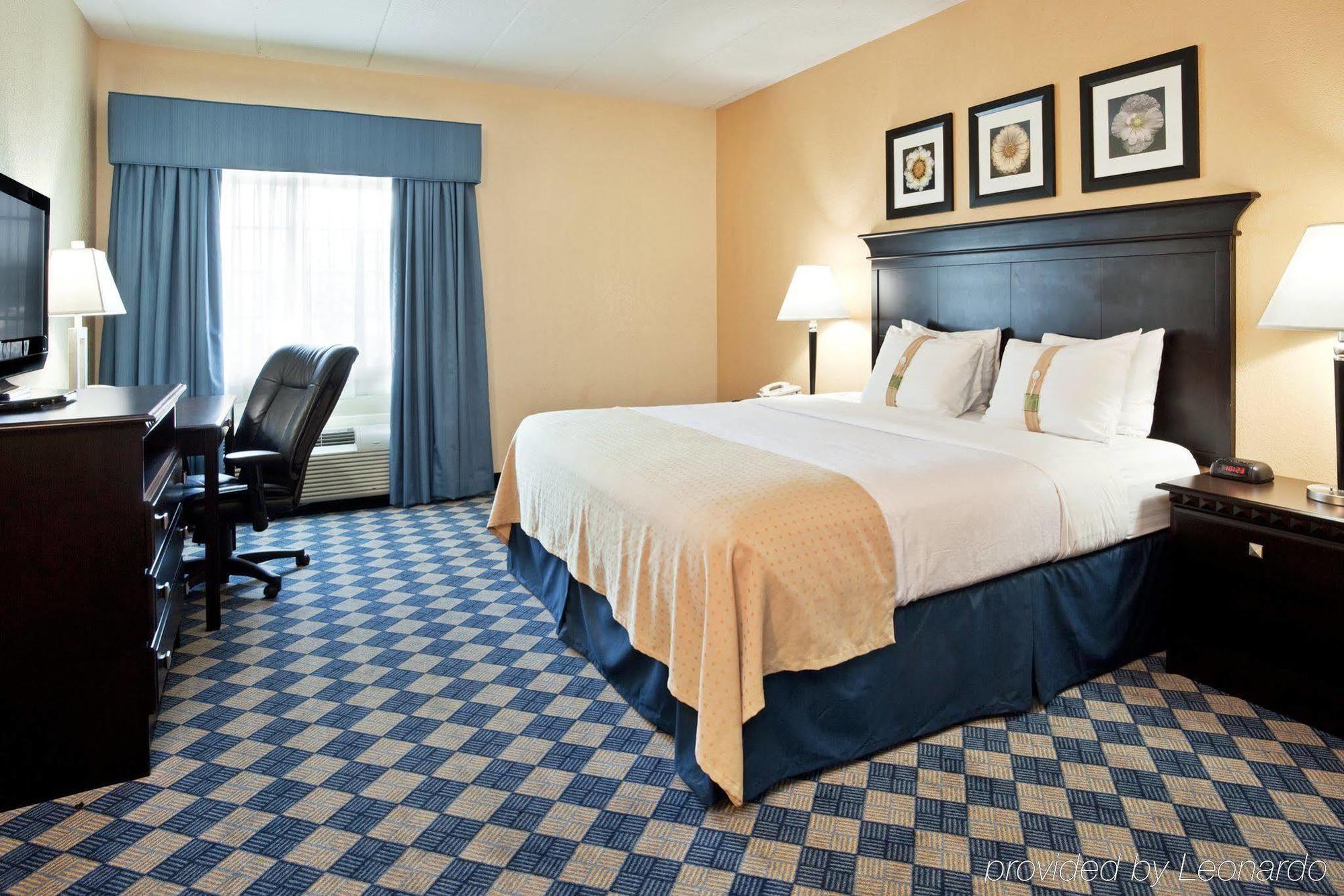 Holiday Inn Columbus North I-270 Worthington Esterno foto